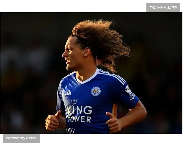 半场战报：莱斯特城0-0曼联，主队门将三次关键扑救